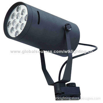 9W LED Track Light with High-quality/Aluminum/900-990lm/Epistar Chip/2-year Warranty/Customized